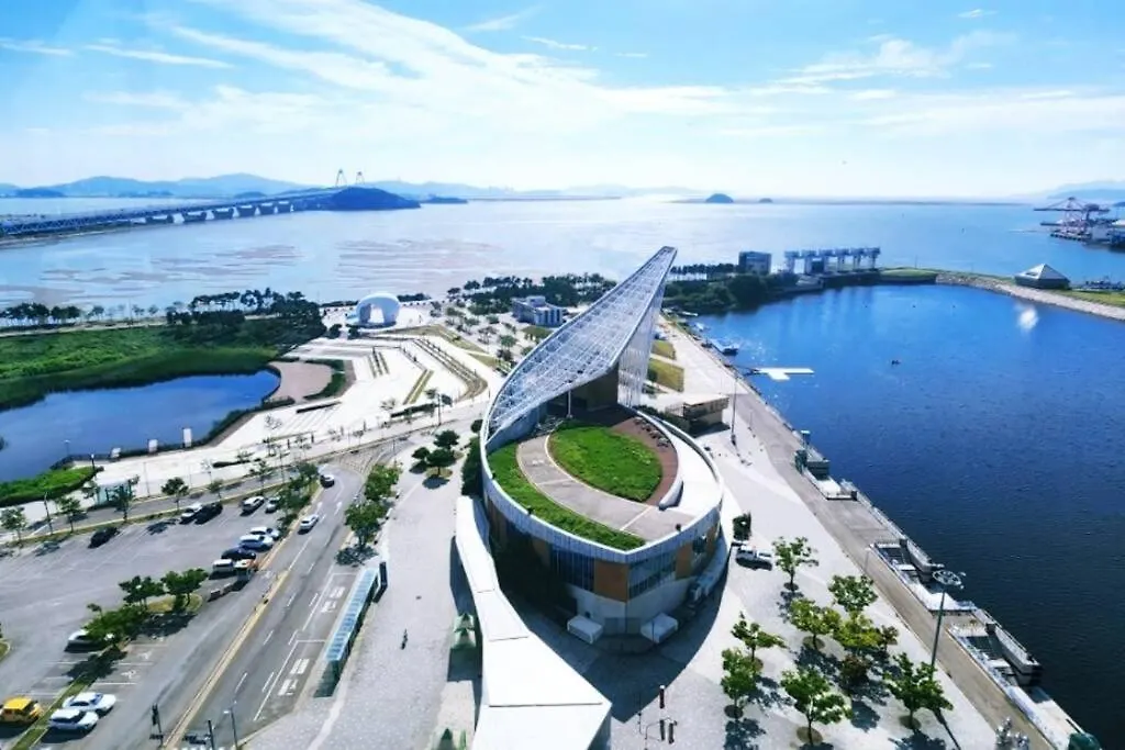 W House R505 Queen 2Beds Incheon